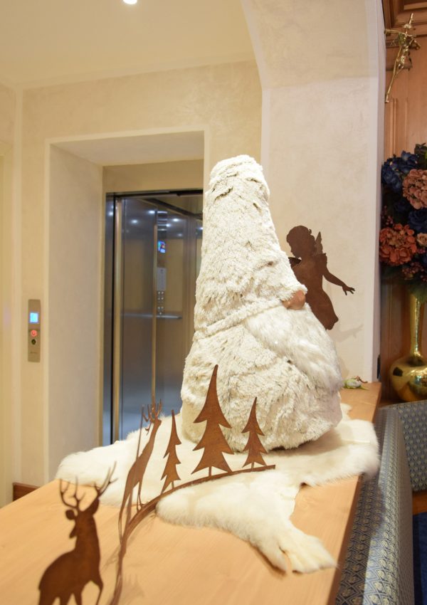 Reception-hotel-Miravalle